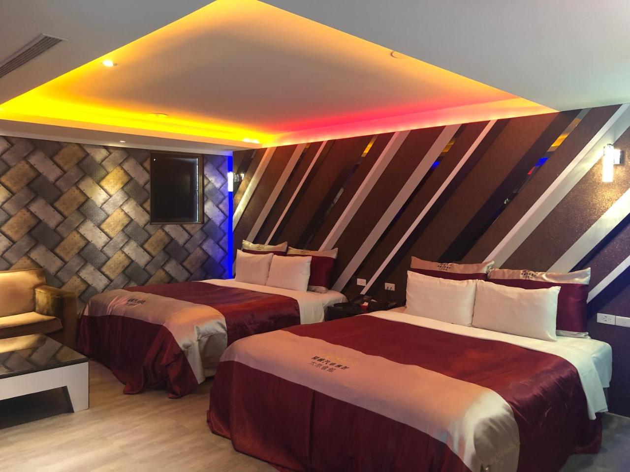 Yosemite Motel - Taiyuan Branch Đài Trung Ngoại thất bức ảnh