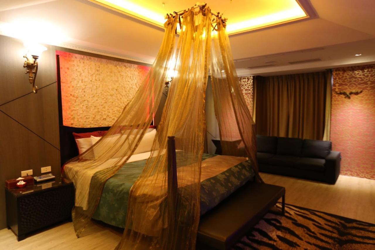 Yosemite Motel - Taiyuan Branch Đài Trung Ngoại thất bức ảnh